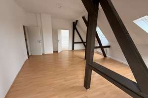 Tolle 7-Raum-DG-Wohnung mit Balkon in Chemnitz-Kappel – Steinstr. 6, 9116 Kappel, Chemnitz – Vorschaubild 5