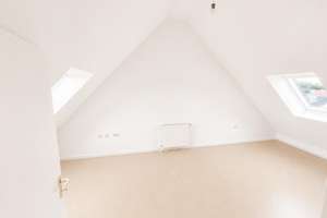 Wohnen mit Charakter: Geräumige 4-Zimmer-Wohnung in Bremen-Grohn – Johanneskamp 4, 28759 Grohn, Bremen – Vorschaubild 8