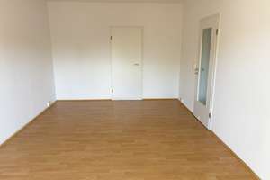 Balkon & Wanne // praktische 3-Zi.-Whg. // kurzfristiger Bezug möglich – Feuerbachstraße 4a, 1219 Leubnitz-Neuostra, Dresden – Vorschaubild 5