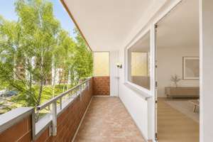 Bezugsfreie 2,5-Zimmer-Wohnung mit Balkon & Aufzug im grünen Marienfelde! – Die vollständige Adresse der Immobilie erhältst du vom Anbieter., 12277 Marienfelde, Berlin – Vorschaubild 4