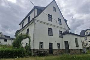 Schönes Haus mit Garten, Garagen und vielen Möglichkeiten in Thum! – Die vollständige Adresse der Immobilie erhältst du vom Anbieter., 9419 Thum – Vorschaubild 2
