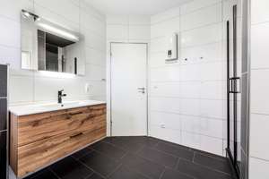 Das Haus am See: Modernisiertes Ferienhaus in erster Reihe mit Seeblick in Haselünne! – Die vollständige Adresse der Immobilie erhältst du vom Anbieter., 49740 Haselünne – Vorschaubild 18