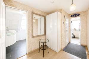 Wohnen und Vermieten: Charmantes Mehrfamilienhaus in guter Lage von Köln-Rath – 51107 Rath/Heumar, Köln – Vorschaubild 11