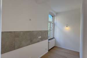 Nähe TH -Köln - Helle 2-Zimmer-Wohnung mit Balkon & neu saniertem Bad in Köln – 41 m² – Die vollständige Adresse der Immobilie erhältst du vom Anbieter., 51105 Humboldt/Gremberg, Köln – Vorschaubild 7