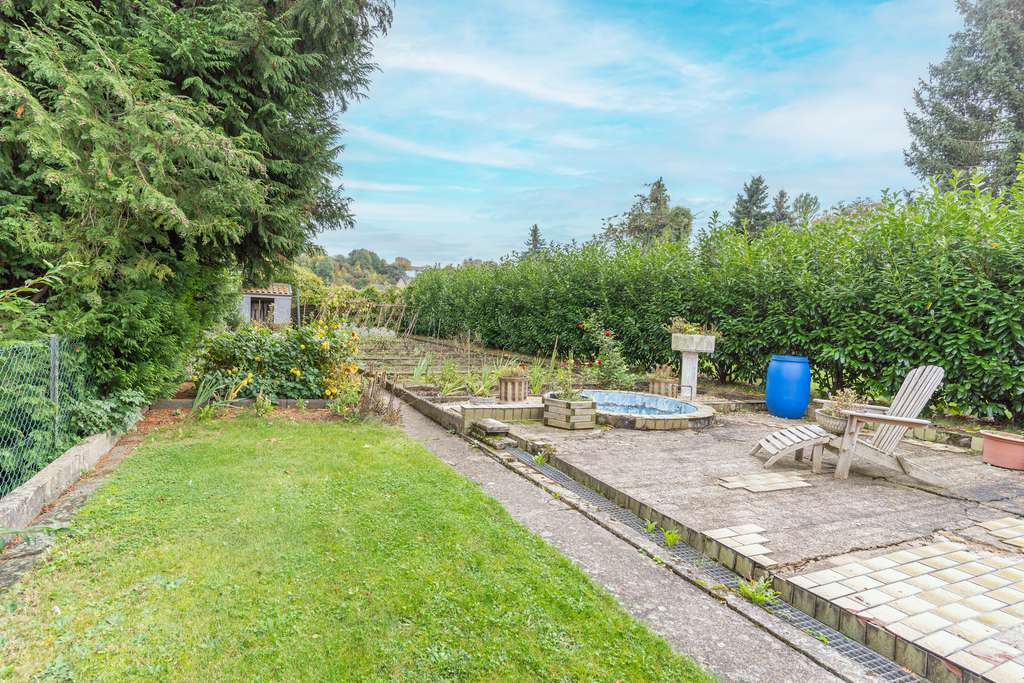 Immobilie in Brühl - ATTRAKTIVES MEHRFAMILIENHAUS IN BRÜHL ZU VERKAUFEN - Bild 4