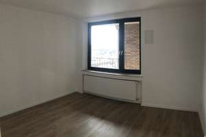 Helle, gemütliche Dachgeschosswohnung mit Wohnküche – Gneisenaustraße 25, 52068 Panneschopp, Aachen – Vorschaubild 11