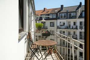 Stilvolles 3-Parteienhaus im Bremer Viertel 
Ideal für Kapitalanleger oder Selbstnutzer – Die vollständige Adresse der Immobilie erhältst du vom Anbieter., 28203 Steintor, Bremen – Vorschaubild 16