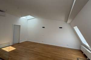 Dachgeschoss Rarität : Helle Maisonette Dachgeschosswohnung an der Theresienwiese – Die vollständige Adresse der Immobilie erhältst du vom Anbieter., 80336 St. Paul, München – Vorschaubild 9