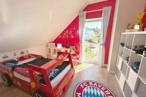 Schickes, energieeffizientes und liebevoll gepflegtes Familiendomizil mit schönem Garten ! Frei nach – Die vollständige Adresse der Immobilie erhältst du vom Anbieter., 54450 Freudenburg – Vorschaubild 12