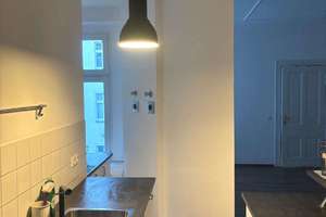 Großzügige 3-Zimmer-Stuckaltbauwohnung mit Balkon – Wilhelm-Stolze- Straße 19, 10249 Friedrichshain, Berlin – Vorschaubild 7