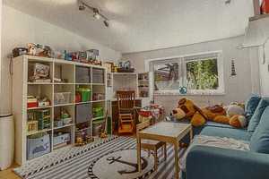 Modernisierte 4-Zimmer-Doppelhaushälfte mit Einbauküche in Ellerbek, Kiel – Klausdorfer Weg 76, 24148 Kiel – Vorschaubild 17