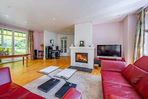 Property thumbnail 6