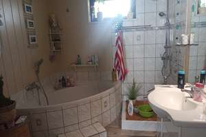 Provisionsfrei! Malern, Einziehen, Wohlfühlen - 5 Zimmer, Küche, Bad, Speisekammer, Garage, Büro – Die vollständige Adresse der Immobilie erhältst du vom Anbieter., 99991 Großengottern – Vorschaubild 4