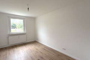 Charmante 3-Zimmer-Wohnung inklusive Mietergarten und EBK – Sudetenweg 25, 38448 Vorsfelde, Wolfsburg – Vorschaubild 4