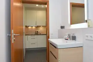 Toll möbliertes Apartment in zentraler Lage in Stuttgart Degerloch – Stuttgart – Vorschaubild 8