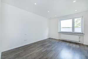 KR - Bockum: Einziehen und Wohlfühlen! Komplett sanierte moderne 4-Zimmer-Wohnung mit Westloggia! – Krefeld – Vorschaubild 17