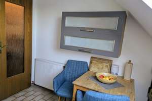 Ruhige Dachgeschosswohnung mit zwei Zimmern und Balkon in Krefeld – Dionysiusstraße 143, 47798 Stadtmitte, Krefeld – Vorschaubild 7