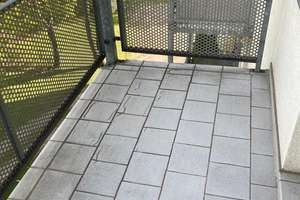 Schicke 2-Zimmer mit Einbauküche, Laminat, Wannenbad & Balkon in ruhiger Lage! – Zschopauer Platz 11, 9126 Bernsdorf, Chemnitz – Vorschaubild 11