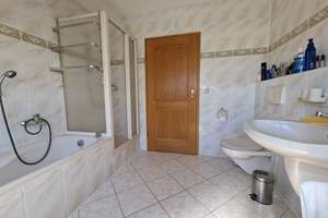 Grünes Paradies in Mosing
Reichlich Platz mit ca. 240 m² Wfl.
Sehr wertige Ausstattung
ELW möglic – Die vollständige Adresse der Immobilie erhältst du vom Anbieter., 95445 Roter Hügel, Bayreuth – Vorschaubild 23