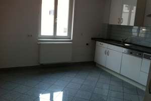 Schöne 3 Zimmer -Wohnung in Wü-City – Bibrastraße 5, 97070 Altstadt, Würzburg – Vorschaubild 2