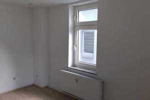 3 Zimmer in der 1. Etage, 1 Monat mietfrei bei Selbstrenovierung – Pluto Str. 118, 44651 Röhlinghausen, Herne – Vorschaubild 3
