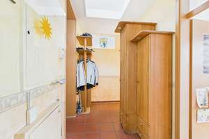 Exklusives Bungalow mit 9 Zimmer auf 330m² Wfl. und großzügigen 758m² Grundstück! – Die vollständige Adresse der Immobilie erhältst du vom Anbieter., 90518 Altdorf bei Nürnberg – Vorschaubild 4