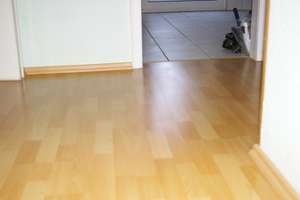 Vollständig renovierte 3-Zimmerwohnung im 1. OG mit großer Loggia Balkon                in Karlsruhe – Die vollständige Adresse der Immobilie erhältst du vom Anbieter., 76139 Waldstadt, Karlsruhe – Vorschaubild 7