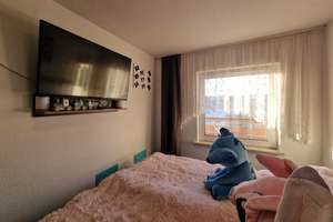 Attraktive 3-Zimmer-Dachgeschosswohnung mit zwei Balkonen – Die vollständige Adresse der Immobilie erhältst du vom Anbieter., 47249 Buchholz, Duisburg – Vorschaubild 4