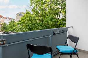 City Nest – Gemütliches Stadt-Apartment mit Südbalkon zwischen Ludwigkirchplatz und Preußenpark – Berlin – Vorschaubild 3