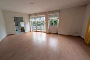 SOFORT FREI: Helle 2 Zi. mit Duschbad und großem Balkon – Die vollständige Adresse der Immobilie erhältst du vom Anbieter., 28239 Oslebshausen, Bremen – Vorschaubild 4
