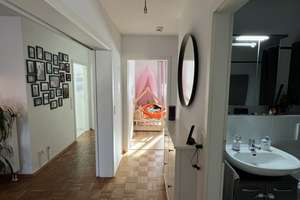 Großzügige 3 Zimmer Familienwohnung mit Balkon, Kinderarztpraxis im Haus – Königsbrunner Straße 37, 86179 Haunstetten-West, Augsburg – Vorschaubild 3
