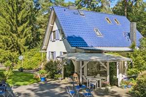 Bezugsfrei - Wunderschöne Villa in Seenähe in Bad Saarow mit großem Garten, Doppelgarage und Keller – Die vollständige Adresse der Immobilie erhältst du vom Anbieter., 15526 Bad Saarow – Vorschaubild 2