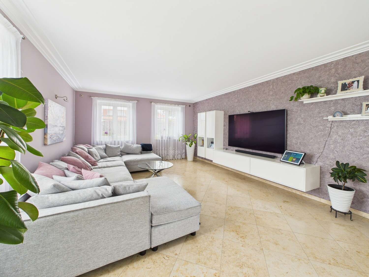 Immobilie in Inning am Holz - Work-Life-Balance: Familienparadies mit Büro, Pool und Panorama - Bild 3