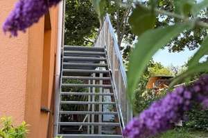 27806 HomeCompany Dresden Möbliert/Furnished 2,5-Zimmer-Wohnung mit Balkon und Terrasse in Dresde... – Die vollständige Adresse der Immobilie erhältst du vom Anbieter., 1326 Loschwitz/Wachwitz, Dresden – Vorschaubild 14