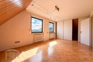 Freistehendes Einfamilienhaus mit Einliegerwohnung auf großzügigem Hanggrundstück – Die vollständige Adresse der Immobilie erhältst du vom Anbieter., 42113 Uellendahl-Katernberg, Wuppertal – Vorschaubild 10