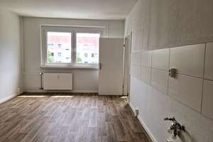 Smarte 2-Zimmer-Wohnung im 4. Obergeschoss zu vermieten – Ringstraße 151, 4209 Grünau-Mitte, Leipzig – Vorschaubild 2