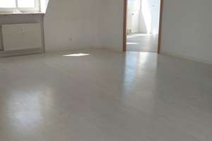 Helle 1-Zimmer-Dachgeschosswohnung mit Balkon und EBK in Augsburg – Preßburger Str. 1 1/2, 86157 Pfersee-Süd, Augsburg – Vorschaubild 10