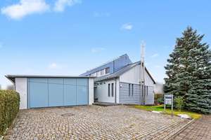 Architektenhaus mit gehobener Ausstattung in Eschbronn – Die vollständige Adresse der Immobilie erhältst du vom Anbieter., 78664 Eschbronn – Vorschaubild 36