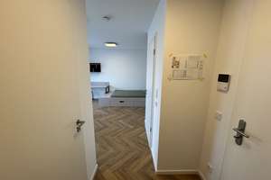 Helle & gemütliche 1-Zimmer Wohnung in Adlershof – Glienicker Weg 136, 12489 Adlershof, Berlin – Vorschaubild 2