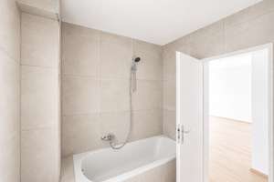 Renovierte, lichtdurchflutete 3-Zimmer-Wohnung mit sonniger Südwest-Terrasse – 46145 Tackenberg, Oberhausen – Vorschaubild 10