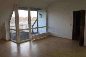 Helle Dachgeschosswohnung mit grosser Dachterrasse