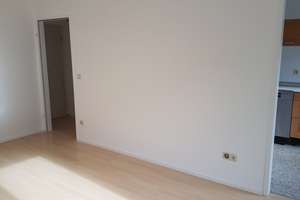 Solides MFH in Düsseldorf Friedrichstadt – 40215 Friedrichstadt, Düsseldorf – Vorschaubild 34