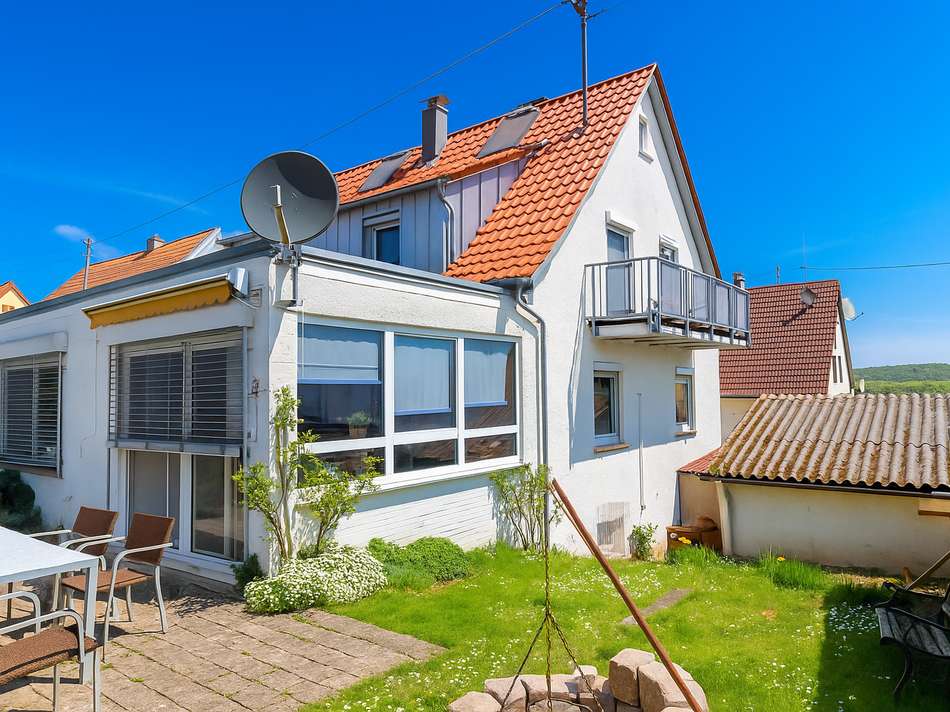 Hausansicht vom Garten