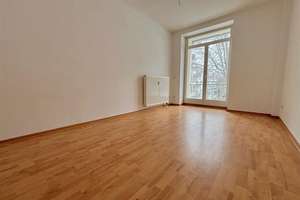 Wohnen in UNI-Nähe -- 2.Zi.-Whg. mit Balkon !! – Wartburgstraße 16c, 9126 Bernsdorf, Chemnitz – Vorschaubild 1