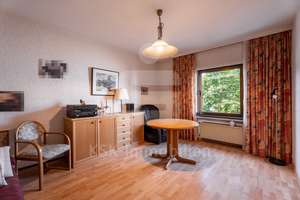 Mehrgenerationenhaus mit Potential - Wohnen & Rendite unter einem Dach. – Die vollständige Adresse der Immobilie erhältst du vom Anbieter., 52351 Grüngürtel, Düren – Vorschaubild 3