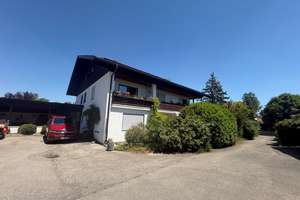 renovierte 3-Zimmer-Dachgeschosswohnung mit Einbauküche und Gartenmitnutzung in Pöcking-Aschering – St.-Sebastian-Straße 13, 82343 Pöcking – Vorschaubild 8