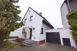 Freistehendes Einfamilienhaus mit großem Garten – 40231 Lierenfeld, Düsseldorf – Vorschaubild 2