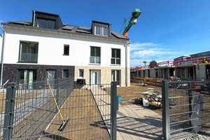 Neubau-Moderne Doppelhaushälfte in begehrter Lage in Bergen-Enkheim – Frankfurt am Main – Vorschaubild 2