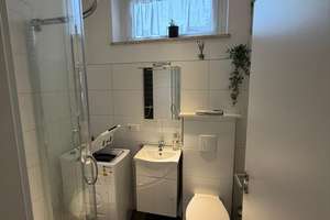 möblierte moderne 1 Raum Wohnung im Herzen von Meerane