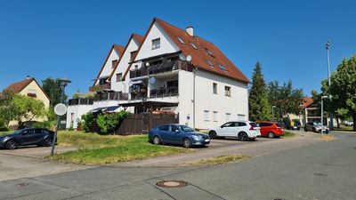 Ruhige und gemütliche Wohnung mit Balkon
